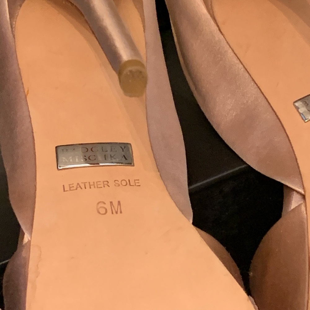 GUESS  SHOES - Picture 4 of 6